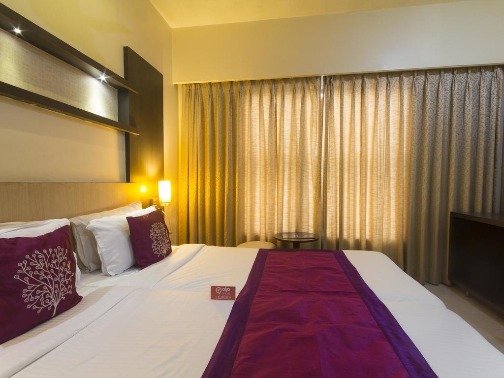 Hotel Monarch Guestline In Midc Rabale, Navi Mumbai Buitenkant foto