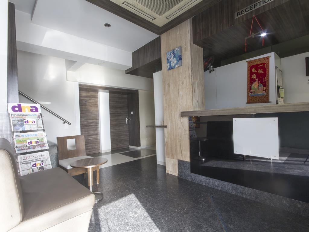 Hotel Monarch Guestline In Midc Rabale, Navi Mumbai Buitenkant foto