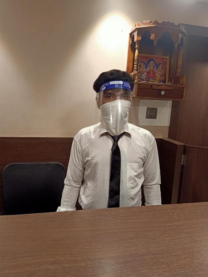 Hotel Monarch Guestline In Midc Rabale, Navi Mumbai Buitenkant foto